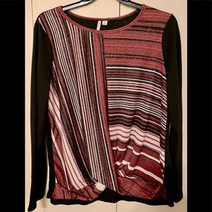 Long sleeve shimmer fashion top. XL CATOS. Brand New With Tags!